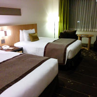 ベッド幅は140cm