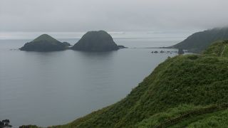 佐渡島北端近く
