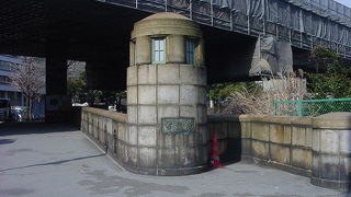 歴史を感じる橋の作り