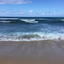 海の色がとてもきれいです。