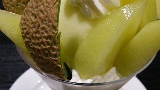 やっぱり行列ができる人気店