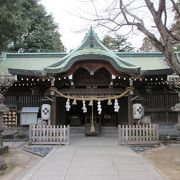 乃木神社は訪れる人もなくひっそりとしていました。