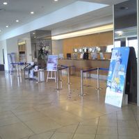 すっきりとしたロビー