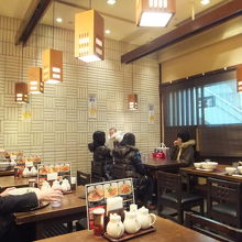 テーブル席の様子