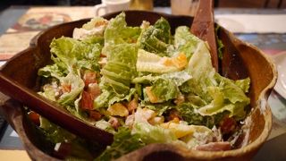 ワイキキで、美味しいサラダをたっぷり食べたくなったら…