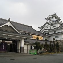 「お菓子の寿城」の全景。