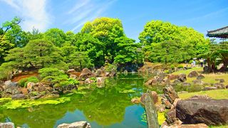 外側は菊の御紋、内側は葵の御紋