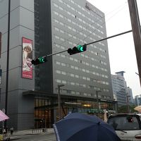 大通りに面しています