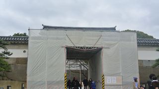大阪城の正門