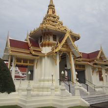 ワット テープシリン タラーワート