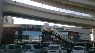 一般的なスナックコーナー