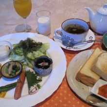 栄養バランス満点の朝食つき