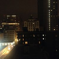 窓からの夜景です