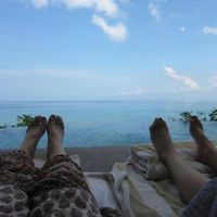 ﾌﾟｰﾙでのんびり