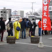 地元名物も食べられるスタジアム