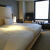 家具ひとつひとつがデザイナーズっぽい雰囲気。