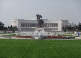 朝鮮革命博物館