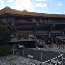 イベントによっては多くの人でにぎわいます