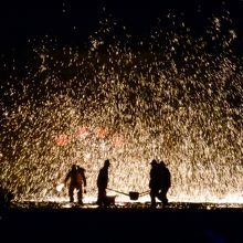 打樹花が始まりました