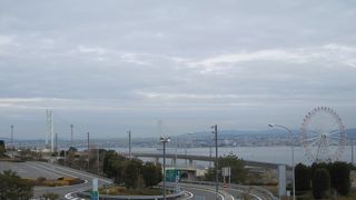 淡路サービスエリアの向かいです