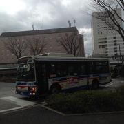 正式名称は「川崎鶴見臨港バス」です。京浜急行電鉄グループのバス会社です。