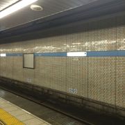 駅構内の案内掲示板もしっかり明るくなっているので、判り易いと思います。ぜひ、一度