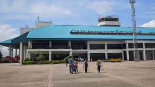 国際空港だがローカルな地方空港