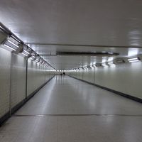 台中駅の地下道です