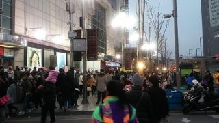 外国人観光客が多かった東大門市場