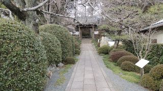 井伊家の菩提寺であったとされる