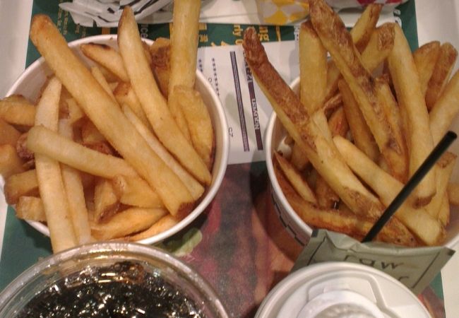 ボリューム満点！かなりお薦めなハンバーガー店