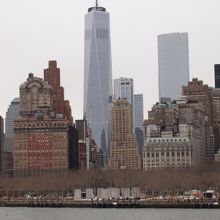 手前がバッテリーパーク