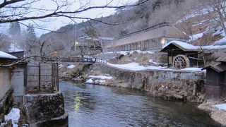 風情たっぷり温泉よし