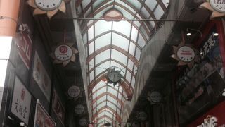 商店街をぶらぶら