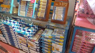 税込１枚８０円！ショコラバターの木は自分用に買って帰りましょう。