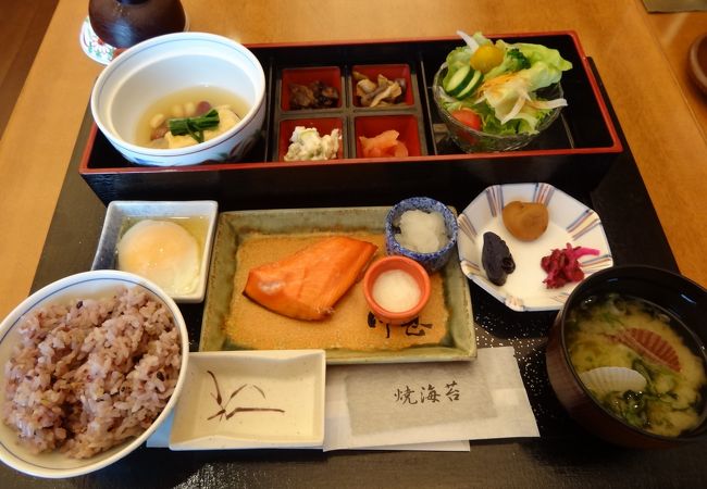 アートホテルズ札幌の和朝食の場合は川甚です。