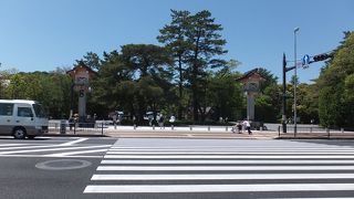 町中にあるので訪問は楽です。