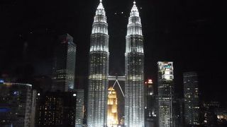 世界で１番高いツインタワー