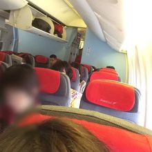機内が明るいのが良かったです。