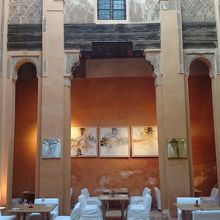 落ち着いた空間で