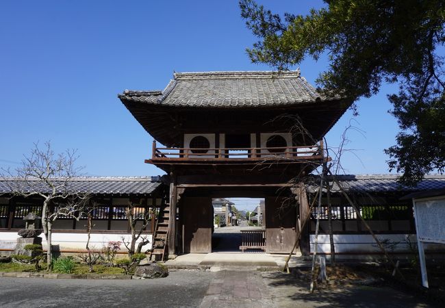 鹿島藩主の菩提寺と言った位置づけの寺