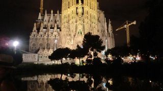 塔に上るには誕生のファザードがお勧め