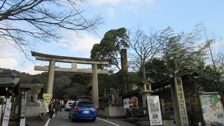 幕末の志士を祀る。