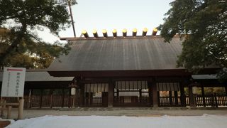 熱田神宮の見どころは信長塀