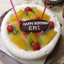 バースデーケーキを注文 By Emi ハーブス 六本木ヒルズ店のクチコミ フォートラベル