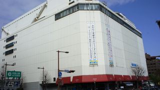 さすがに最後の日はたくさんのお客さん