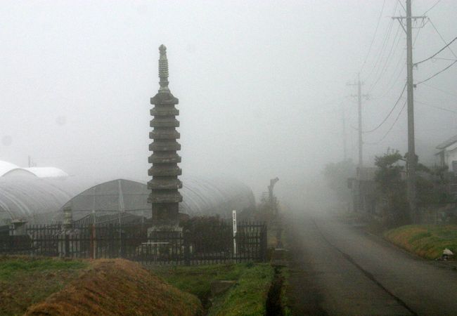 道脇にある仏教文化の名残