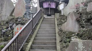 成田山新勝寺で見落としがちなお堂です