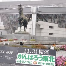 エントランスも立派です