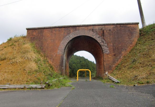 鉄道遺跡です